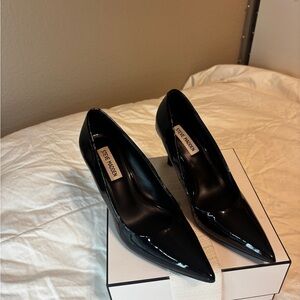 Steve Madden 3 in Black Patten Leather Heels